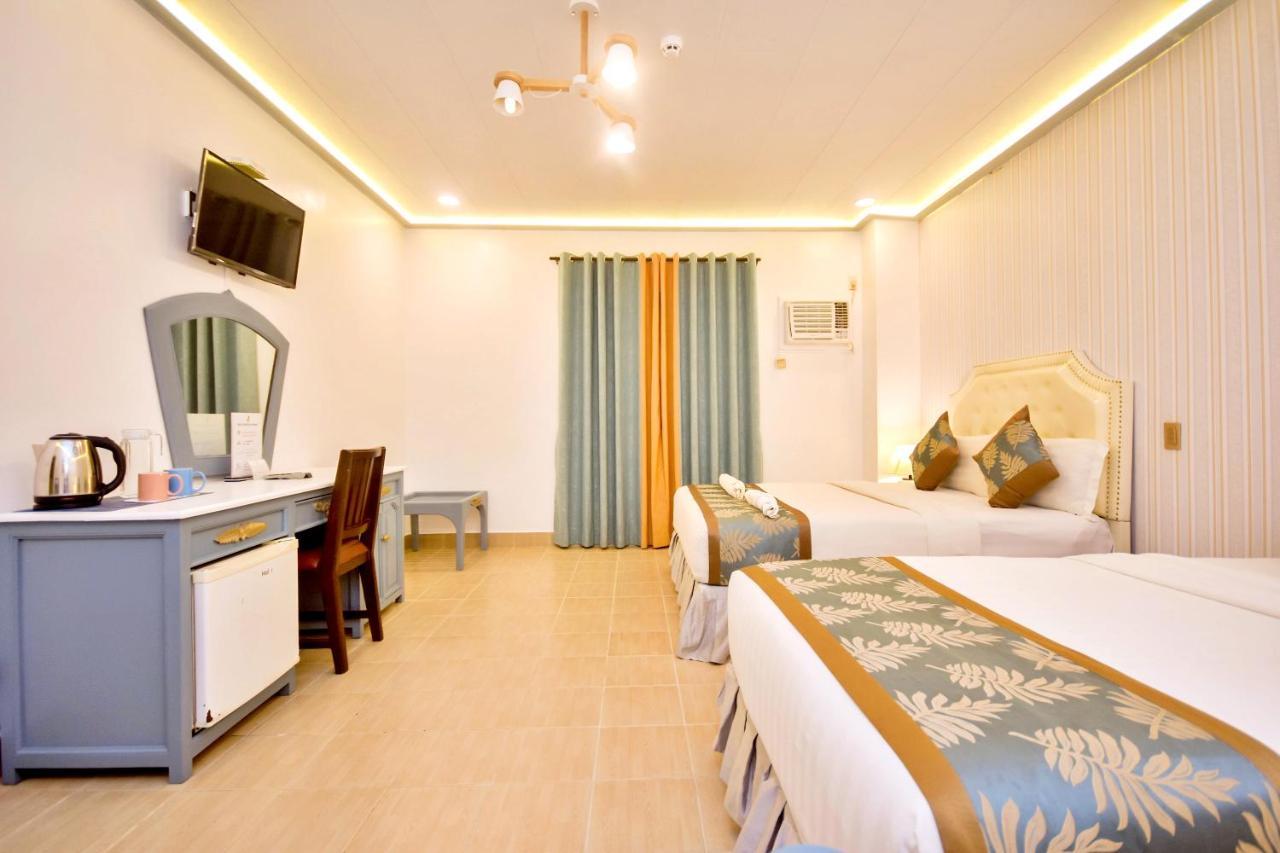 Royal Park Boracay Resort 3*